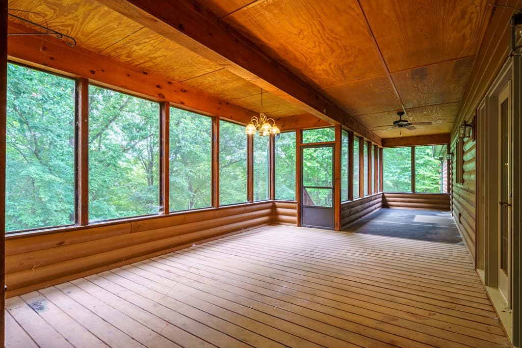1347 Ivy Log Drive, Blairsville GA 30512 - Photo