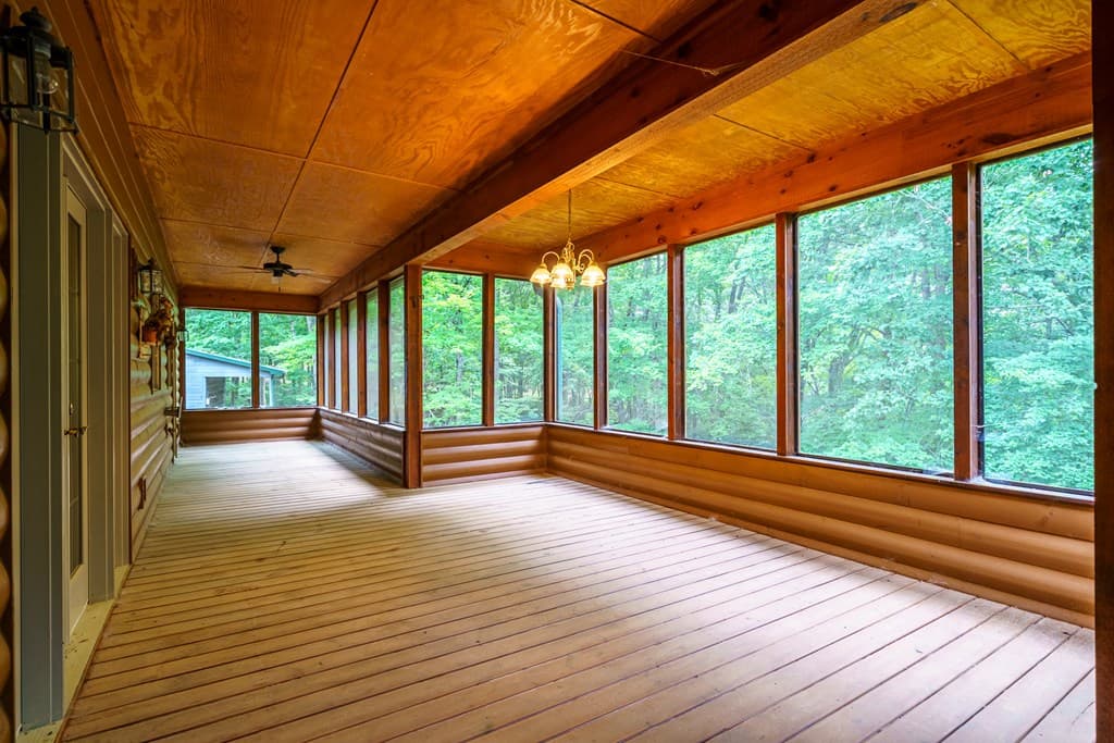 1347 Ivy Log Drive, Blairsville GA 30512 - Photo