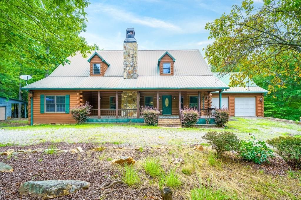 1347 Ivy Log Drive, Blairsville GA 30512 - Primary photo