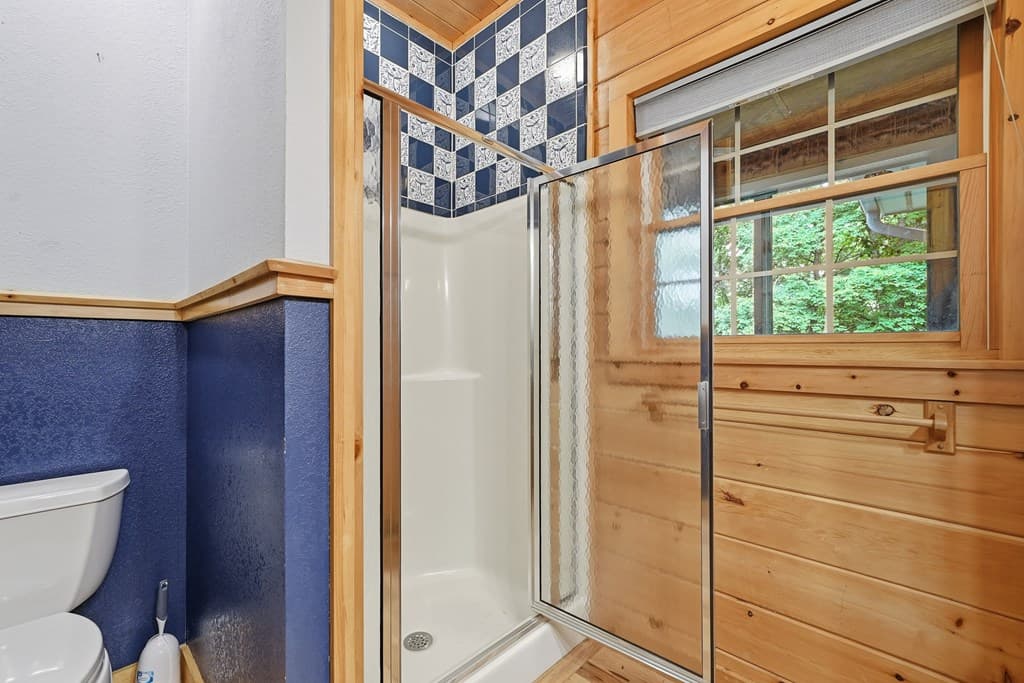 1347 Ivy Log Drive, Blairsville GA 30512 - Photo