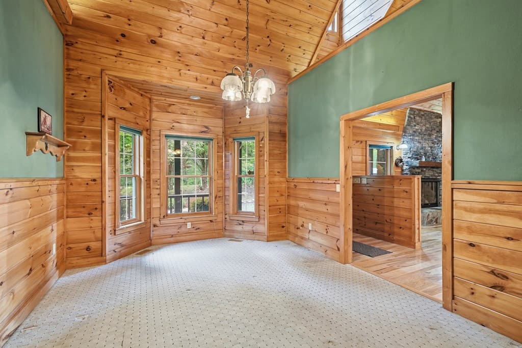 1347 Ivy Log Drive, Blairsville GA 30512 - Photo