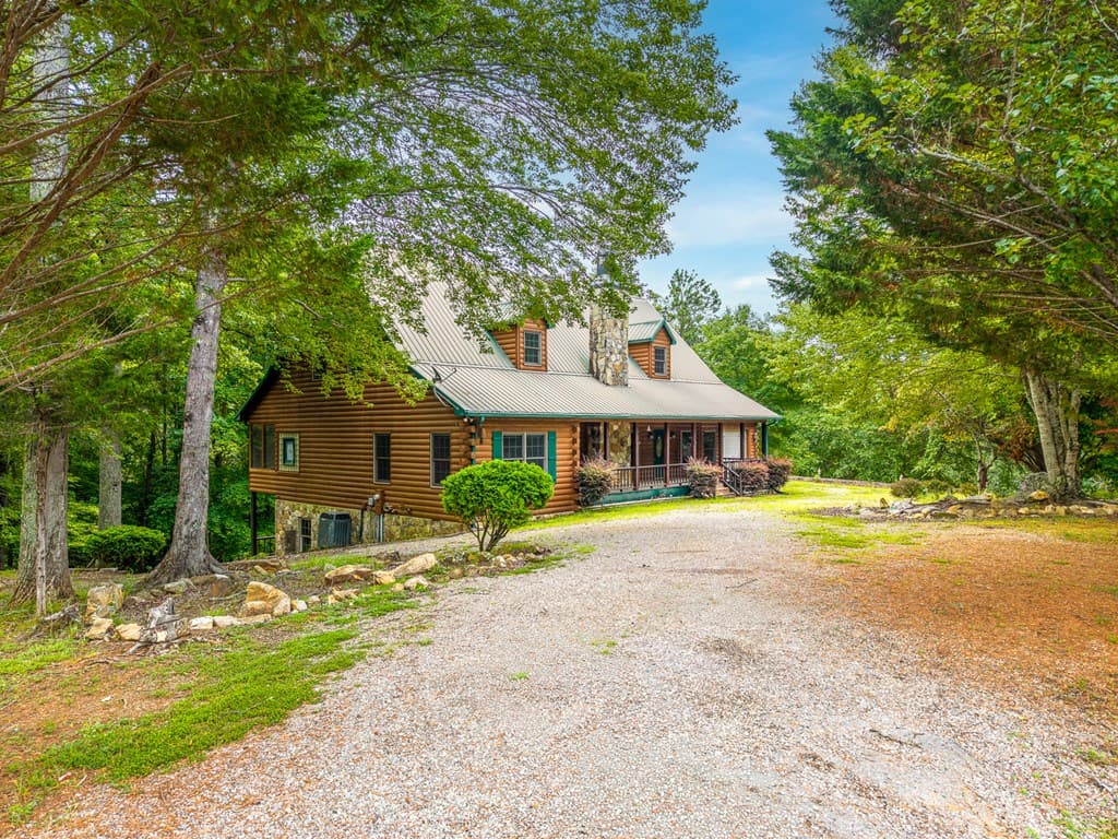 1347 Ivy Log Drive, Blairsville GA 30512 - Photo
