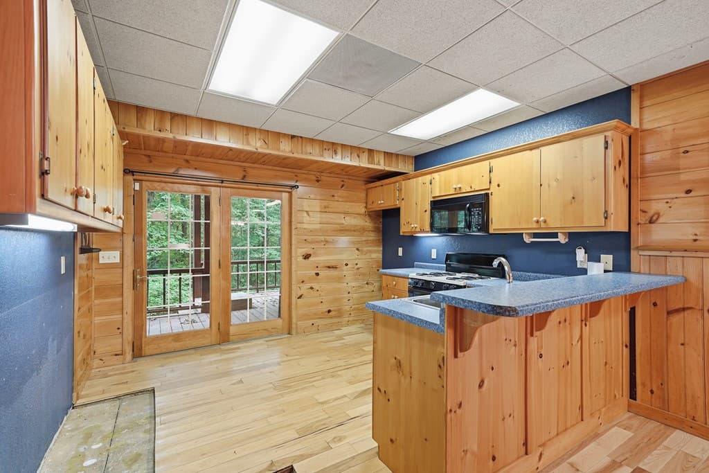 1347 Ivy Log Drive, Blairsville GA 30512 - Photo