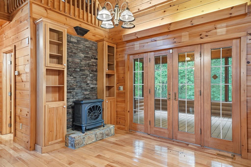 1347 Ivy Log Drive, Blairsville GA 30512 - Photo
