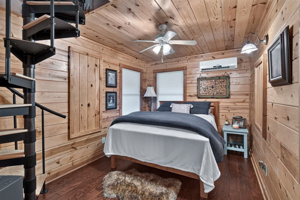 24 Twin Lakes Drive, Blue Ridge GA 30513 - Photo