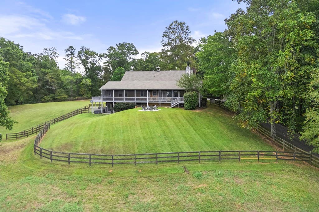 2653 Ben T Huiet Hwy, Clarkesville GA 30523 - Photo