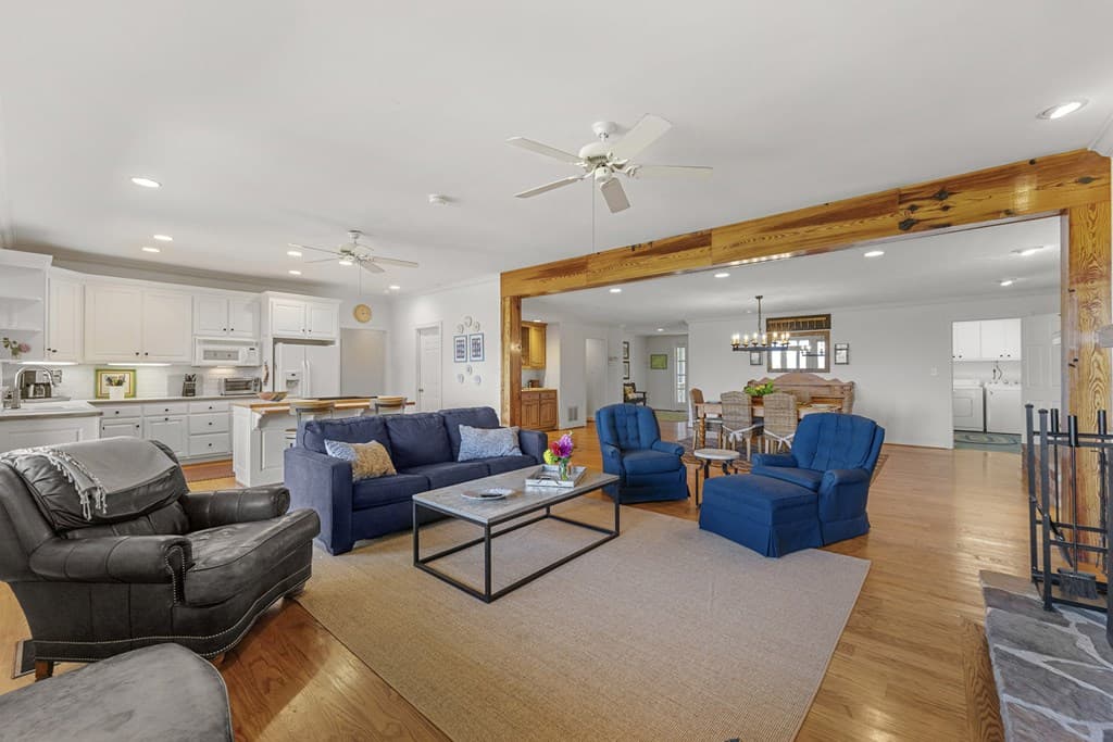 2653 Ben T Huiet Hwy, Clarkesville GA 30523 - Photo