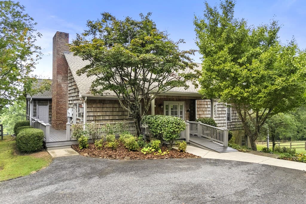2653 Ben T Huiet Hwy, Clarkesville GA 30523 - Photo