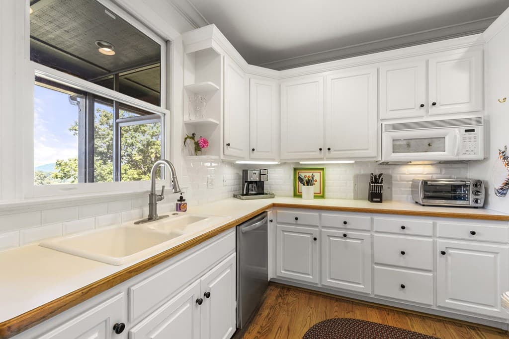 2653 Ben T Huiet Hwy, Clarkesville GA 30523 - Photo