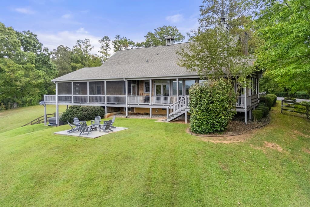 2653 Ben T Huiet Hwy, Clarkesville GA 30523 - Photo