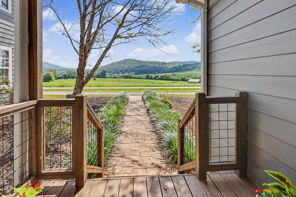 467 Reese Road, Brasstown NC 28902 - Photo