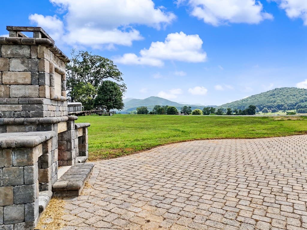 467 Reese Road, Brasstown NC 28902 - Photo