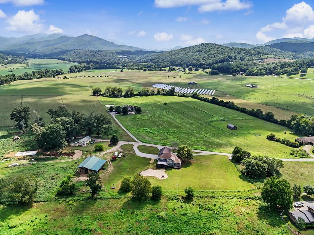 467 Reese Road, Brasstown NC 28902 - Photo