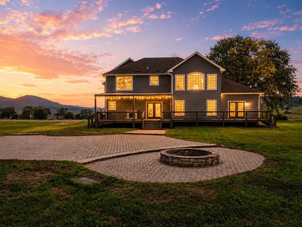 467 Reese Road, Brasstown NC 28902 - Photo