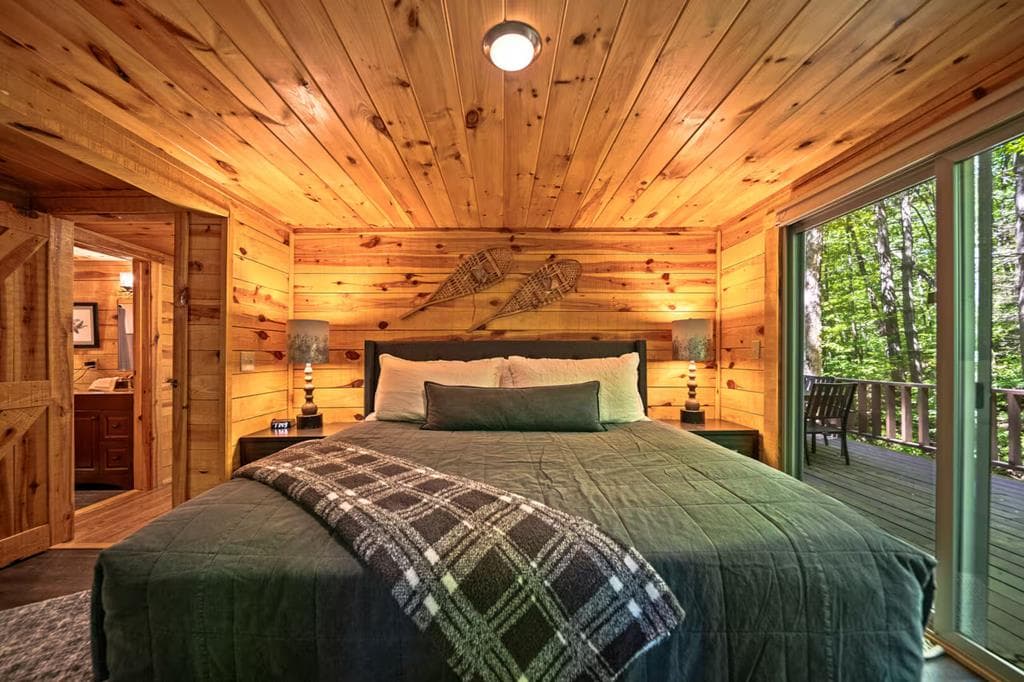 469 North Lake Drive, Ellijay GA 30536 - Photo