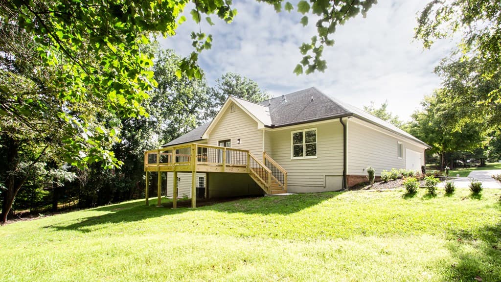 1055 Windridge Dr, Loganville GA 30052 - Photo