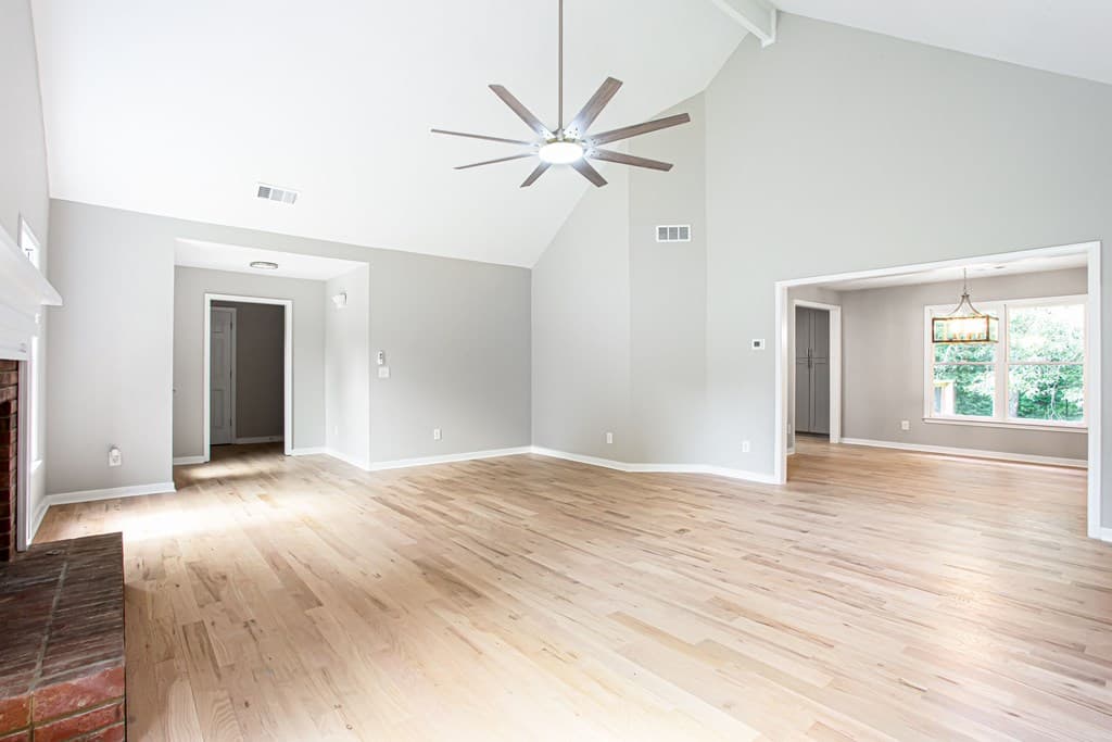 1055 Windridge Dr, Loganville GA 30052 - Photo
