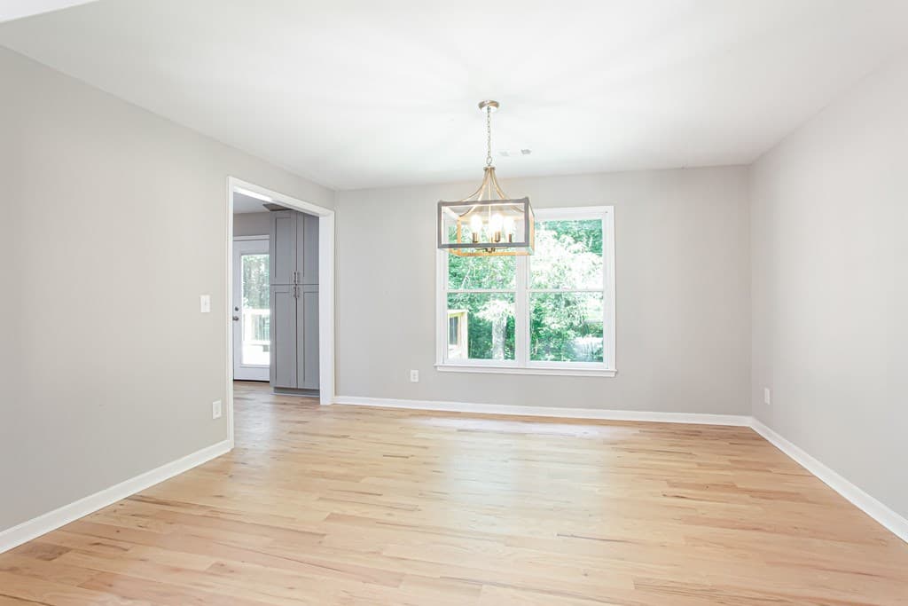 1055 Windridge Dr, Loganville GA 30052 - Photo