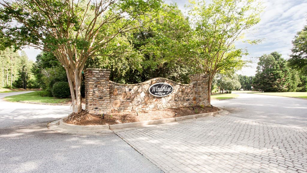 1055 Windridge Dr, Loganville GA 30052 - Photo