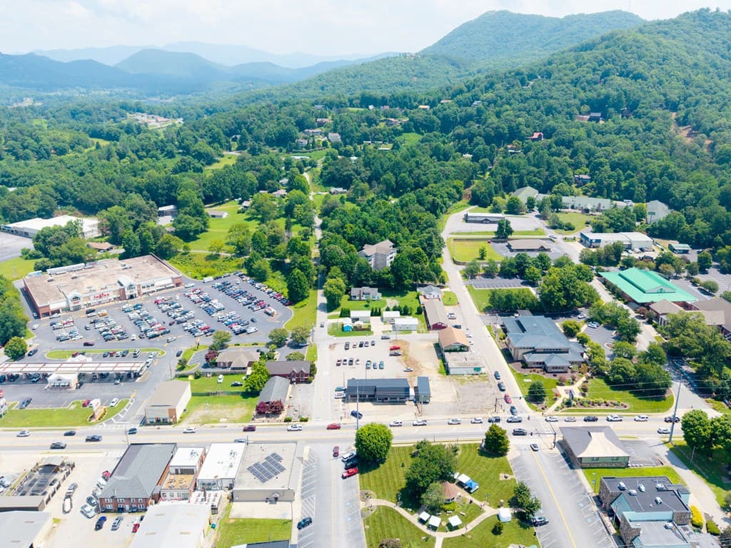 121 N River Street Unit 2a, Hiawassee GA 30546 - Photo