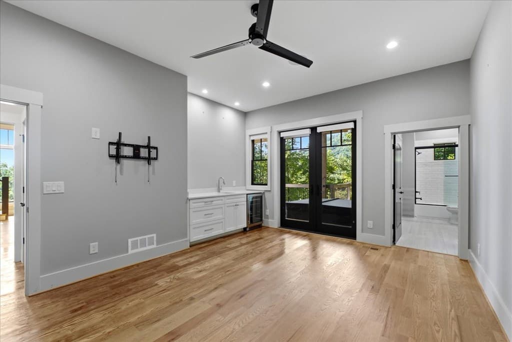 207 Utana Bluffs Trail, Ellijay GA 30540 - Photo
