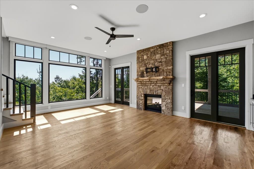 207 Utana Bluffs Trail, Ellijay GA 30540 - Photo