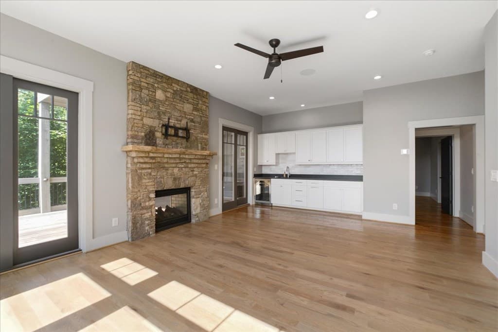 207 Utana Bluffs Trail, Ellijay GA 30540 - Photo