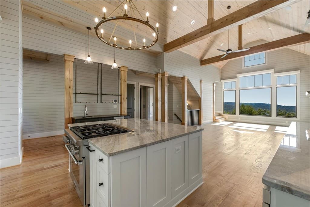 207 Utana Bluffs Trail, Ellijay GA 30540 - Photo