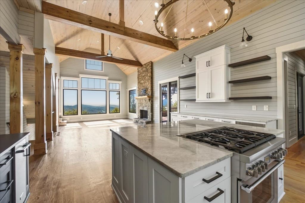 207 Utana Bluffs Trail, Ellijay GA 30540 - Photo