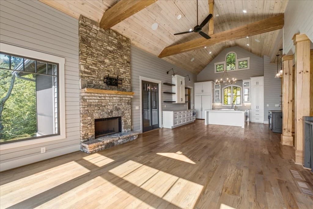 207 Utana Bluffs Trail, Ellijay GA 30540 - Photo