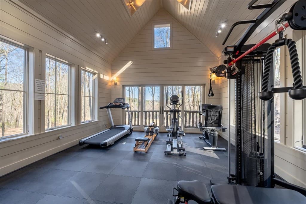 207 Utana Bluffs Trail, Ellijay GA 30540 - Photo