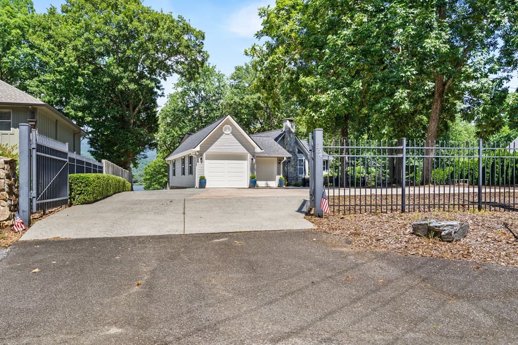 354 Harrison Circle, Hiawassee GA 30546 - Photo