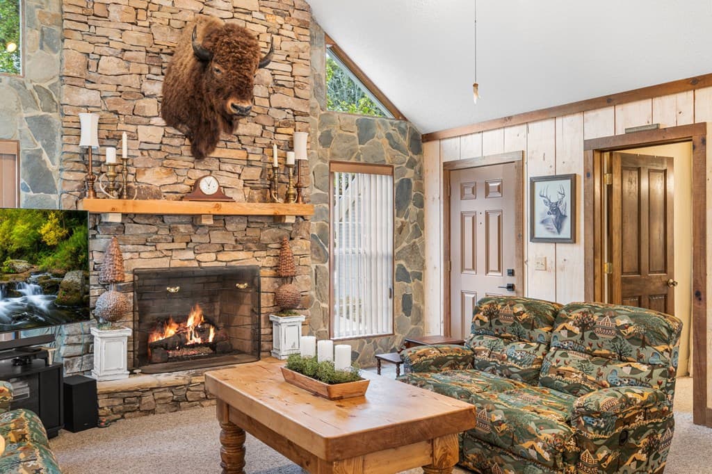 354 Harrison Circle, Hiawassee GA 30546 - Photo