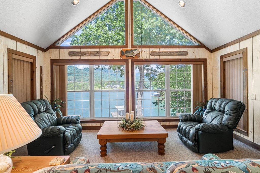354 Harrison Circle, Hiawassee GA 30546 - Photo