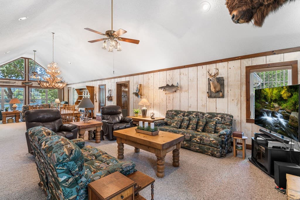 354 Harrison Circle, Hiawassee GA 30546 - Photo