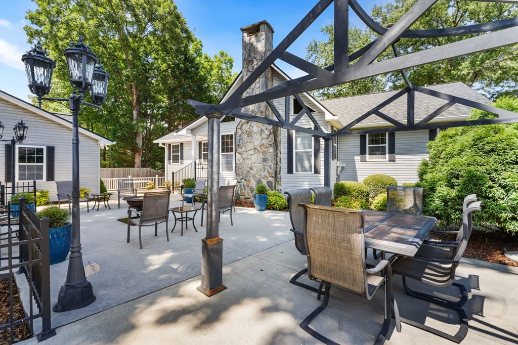 354 Harrison Circle, Hiawassee GA 30546 - Photo