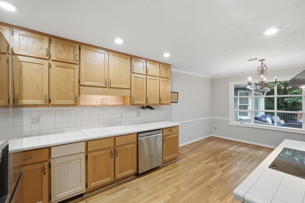 8170 Old Mill Drive, Gainesville GA 30506 - Photo