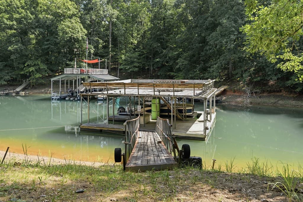 8170 Old Mill Drive, Gainesville GA 30506 - Photo