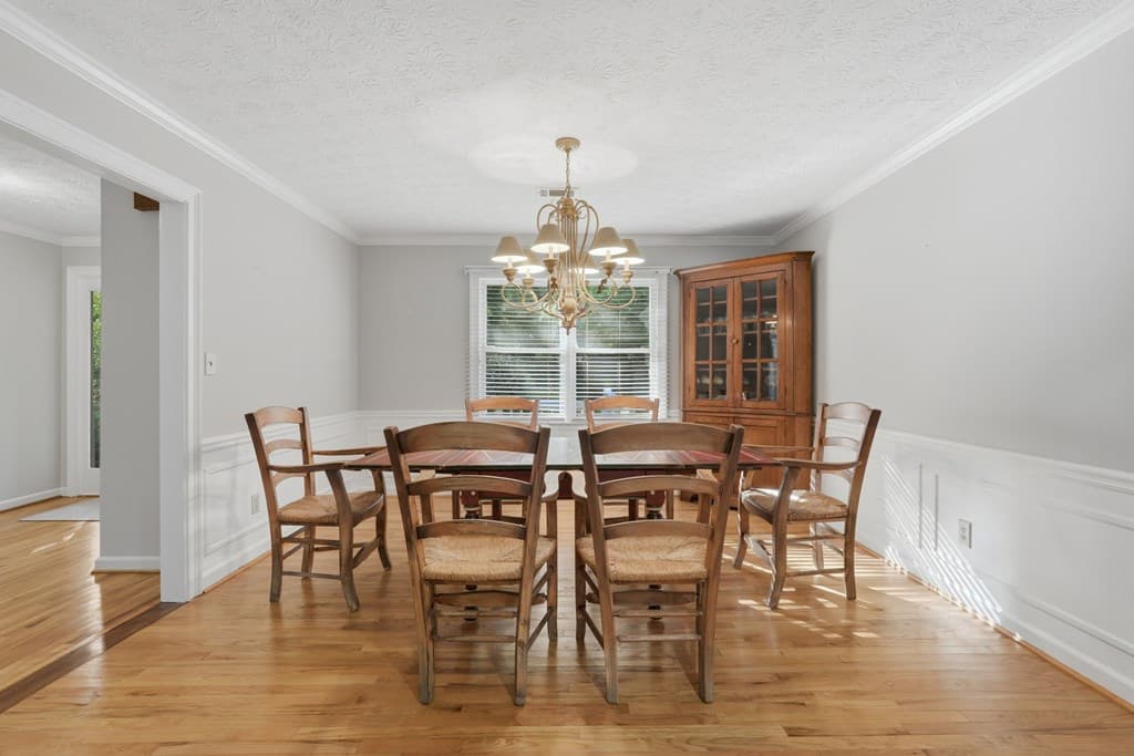 8170 Old Mill Drive, Gainesville GA 30506 - Photo