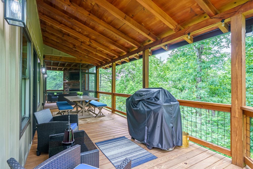 4687 Murphy Hwy, Mineral Bluff GA 30559 - Photo