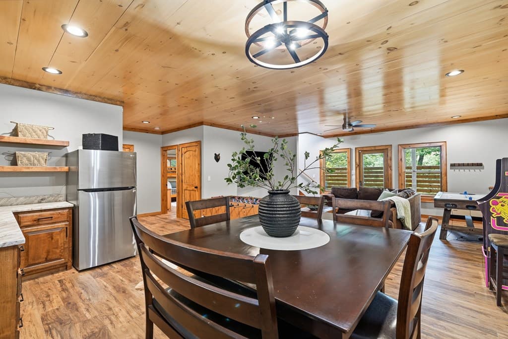 4687 Murphy Hwy, Mineral Bluff GA 30559 - Photo