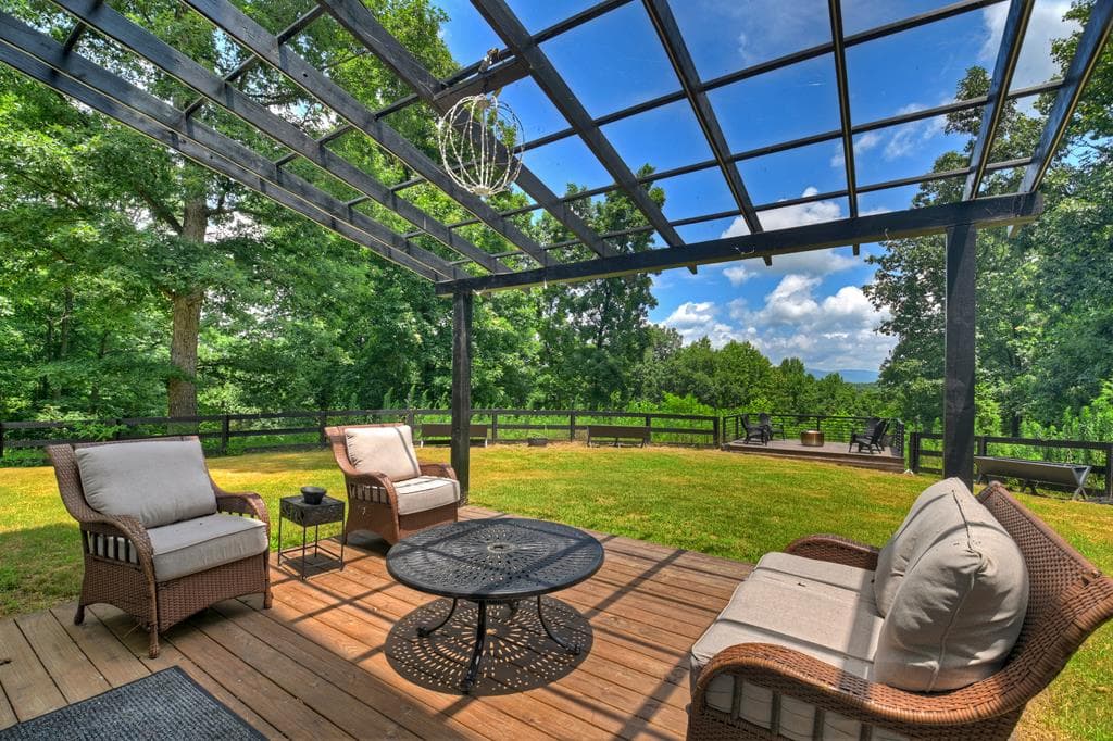 2086 Burnt Mountain Road, Ellijay GA 30536 - Photo