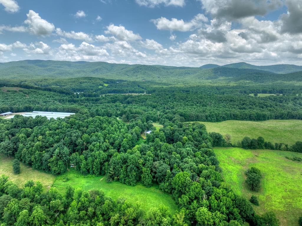 2086 Burnt Mountain Road, Ellijay GA 30536 - Photo