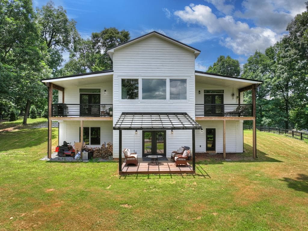 2086 Burnt Mountain Road, Ellijay GA 30536 - Photo
