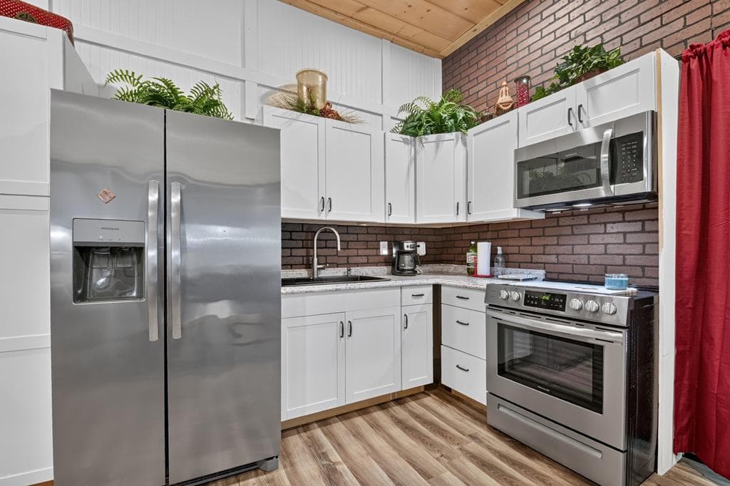 2086 Burnt Mountain Road, Ellijay GA 30536 - Photo