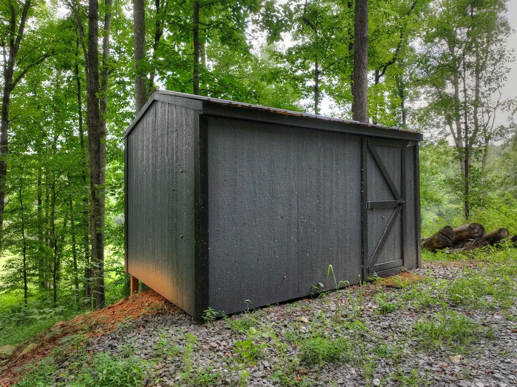2086 Burnt Mountain Road, Ellijay GA 30536 - Photo