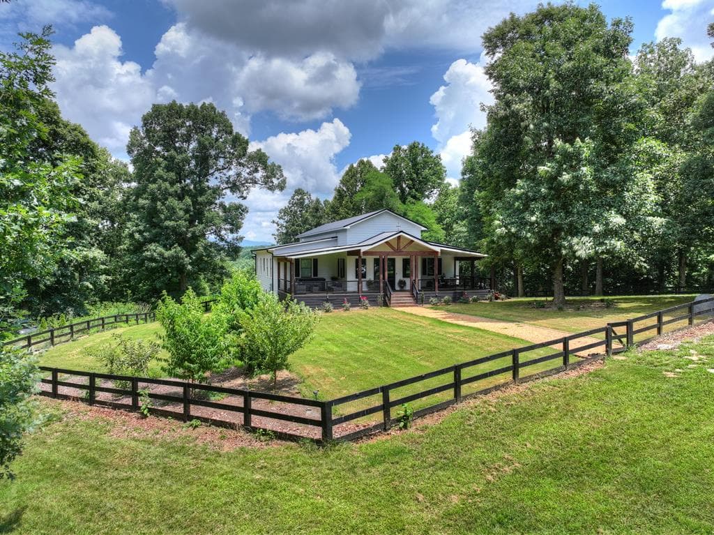 2086 Burnt Mountain Road, Ellijay GA 30536 - Photo