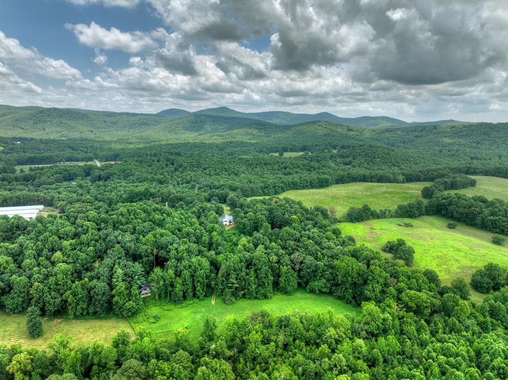 2086 Burnt Mountain Road, Ellijay GA 30536 - Photo