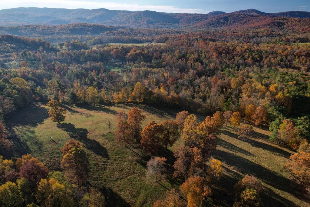 2086 Burnt Mountain Road, Ellijay GA 30536 - Photo