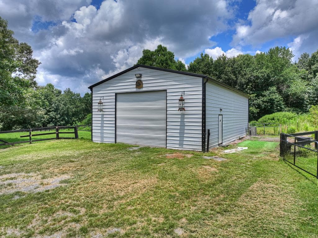 2086 Burnt Mountain Road, Ellijay GA 30536 - Photo